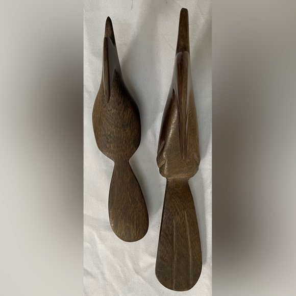2 pcs Vintage Hand Carved Wooden Roadrunners Figurine Sculpture. - Picture 4 of 5